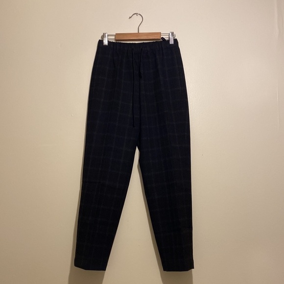 Aritzia The Group by Babaton Jimmy Pants. Size Xs. Very good condition - Picture 6 of 15